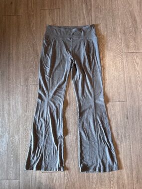 SO The Favorite High Rise Flare Leggings